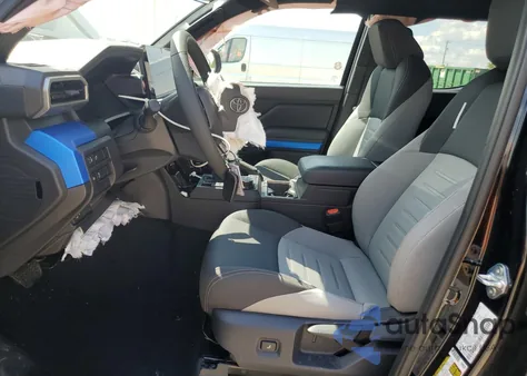 2025 Toyota Tacoma Double Cab z USA, uszkodzony, nr VIN 3TMLB5JN7SM107044